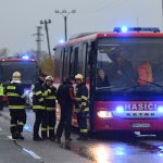 Pri nehode autobusu neďaleko Nitry zomrelo 12 ľudí vrátane 4 detí