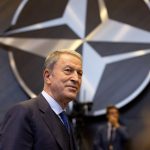 Macron kritizoval NATO pre nečinnosť voči Turecku: Aliancia sa nachádza v stave mozgovej smrti